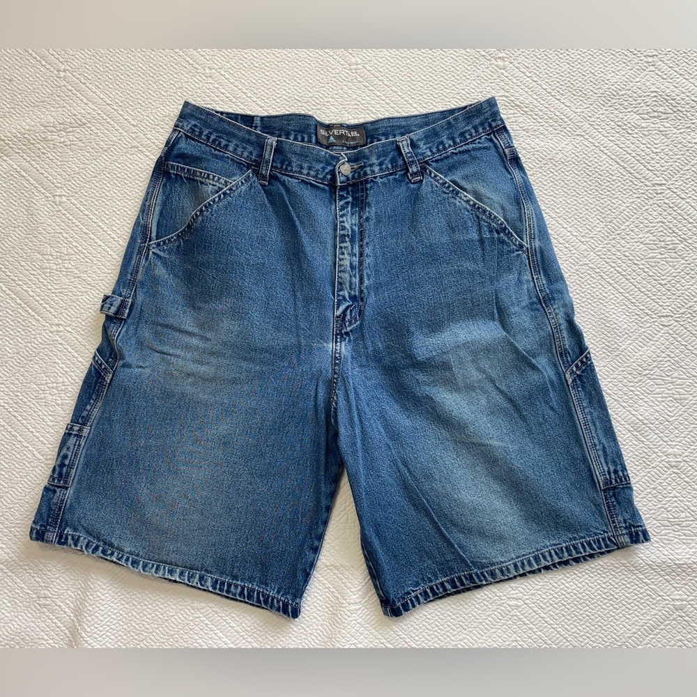 Levi’s Brand Silvertab shorts